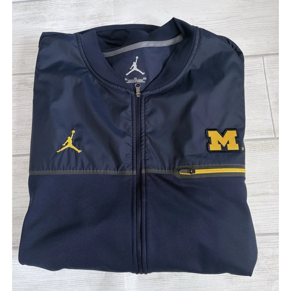 Jordan Michigan Wolverines Dri-FIT Full Zip Athletic Jacket Performance Size XL